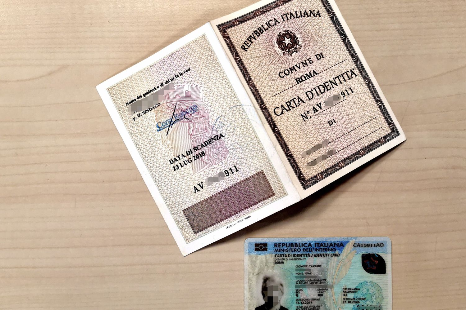 Carta d'identità elettronica, novità per gli over 70