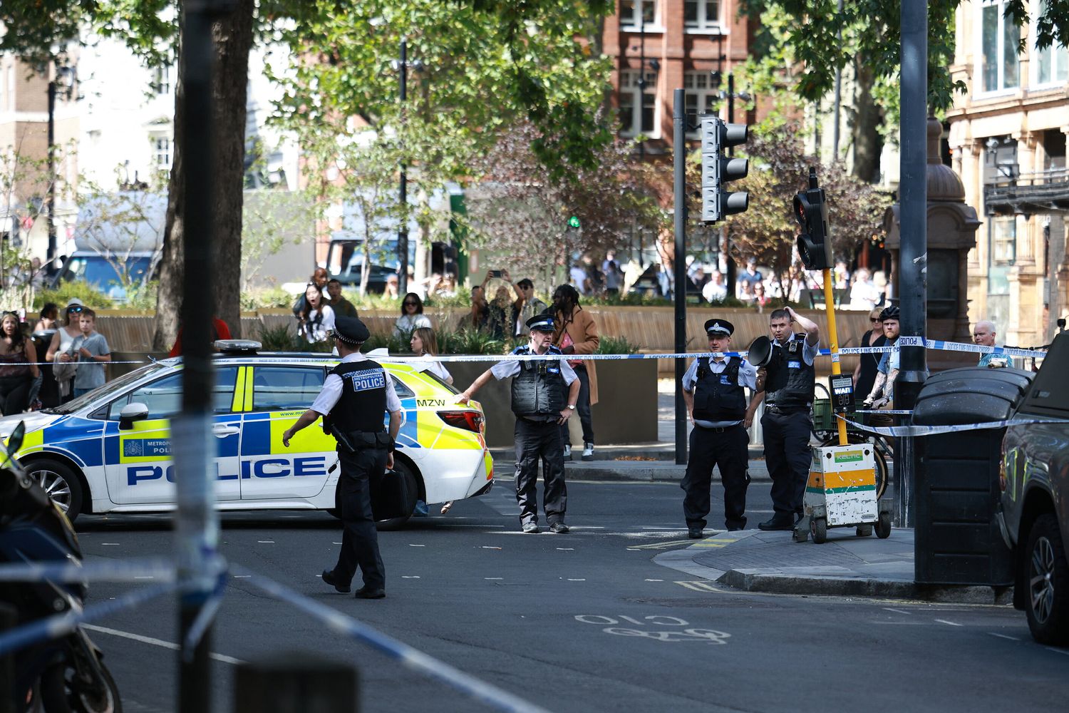 Quattro uomini sono stati accoltellati a Covent Garden