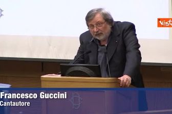 Quella volta di Francesco Guccini alla Camera per l'evento 'Sono Morto che ero bambino'