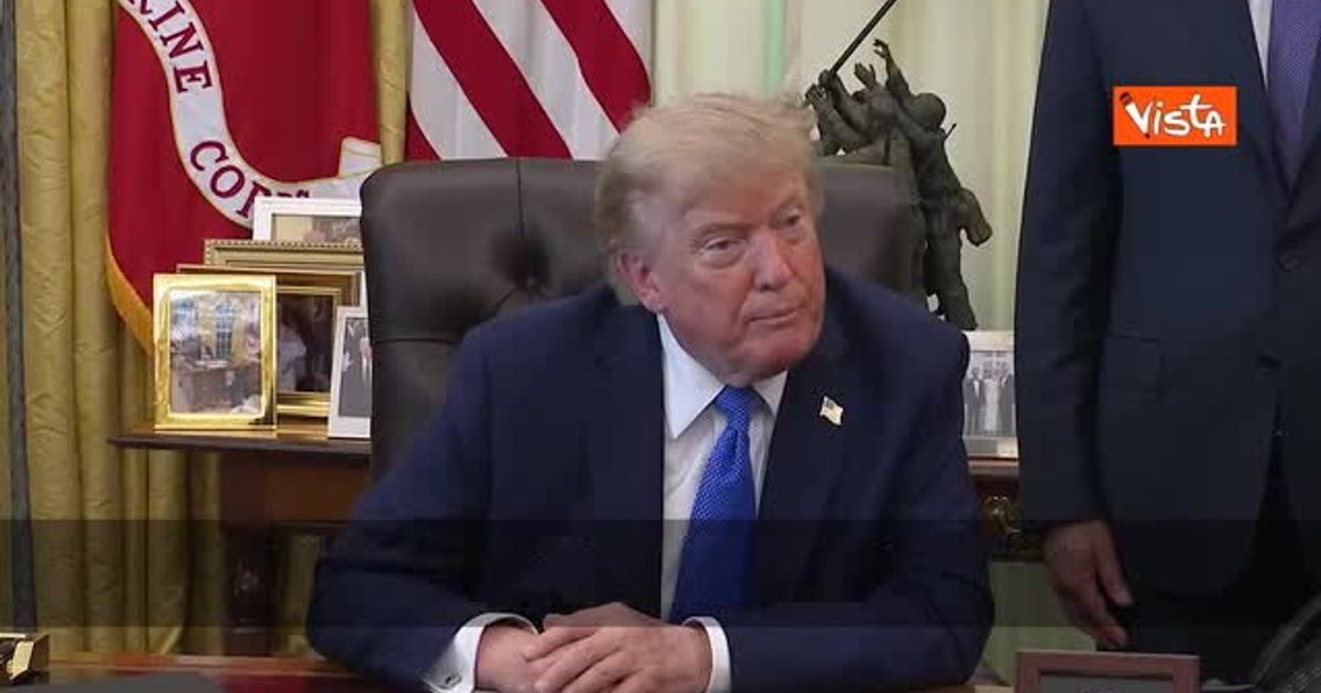 Trump annuncia richiesta di risarcimento all'Iran per vittime di bombe piazzate e minacce di escalation