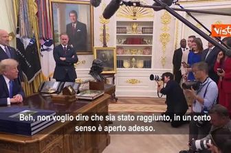 Trump su Iran: La guerra finirà molto presto, Stretto di Hormuz aperto adesso
