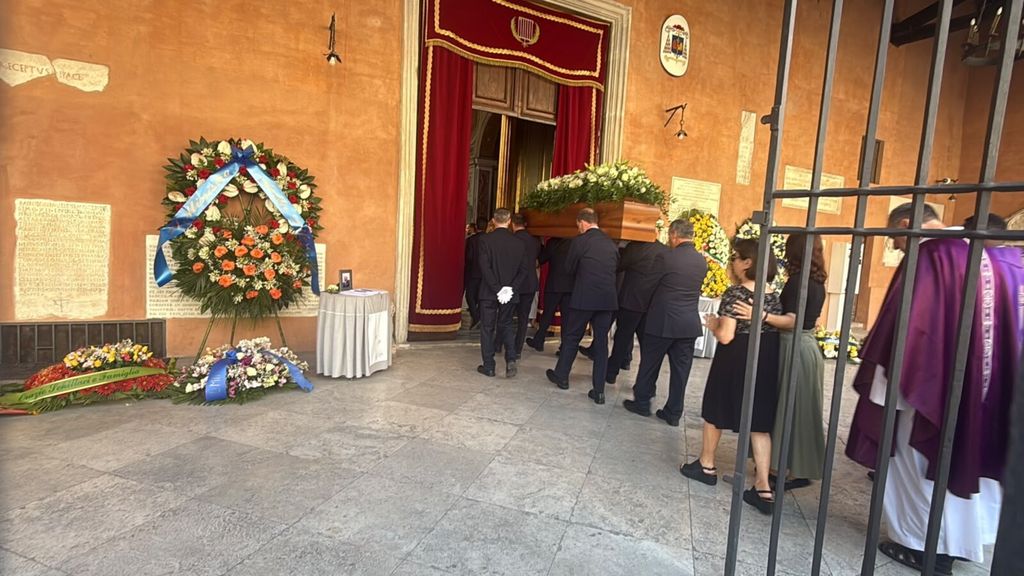 I funerali di Luigi Cavallari