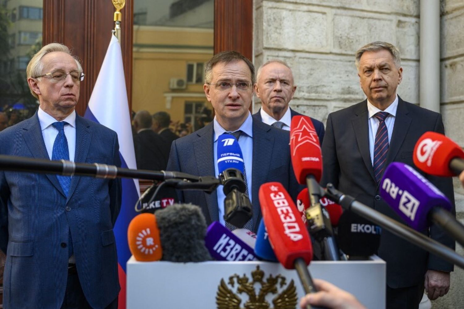 No della Russia al congelamento della guerra con l'Ucraina: "Gli Usa non sono mediatori imparziali"