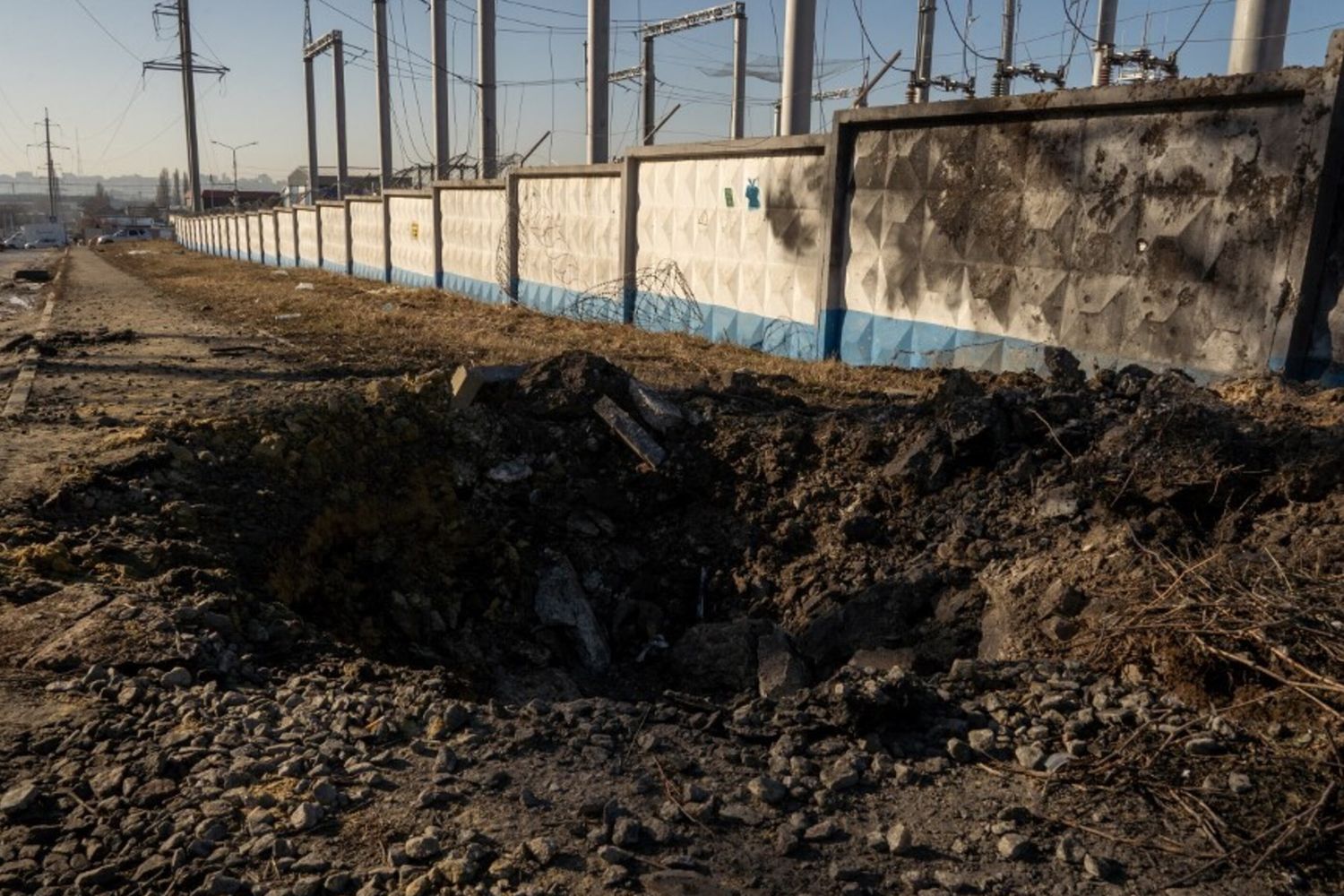 Raid di Kiev nelle regioni di Belgorod e Tatarstan, 18 morti negli ultimi due giorni. Mosca: "Crimini di guerra"