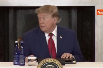 Siparietto al Dipartimento di Stato, Trump a Rubio: Bello quel quadro, me lo porto via