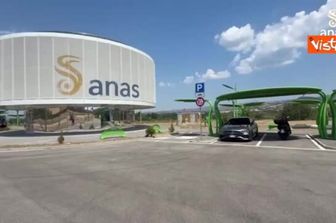 Al via 'Green Island' di Anas sulla A2 Mediterraneo per ricarica elettrica e soccorso sanitario