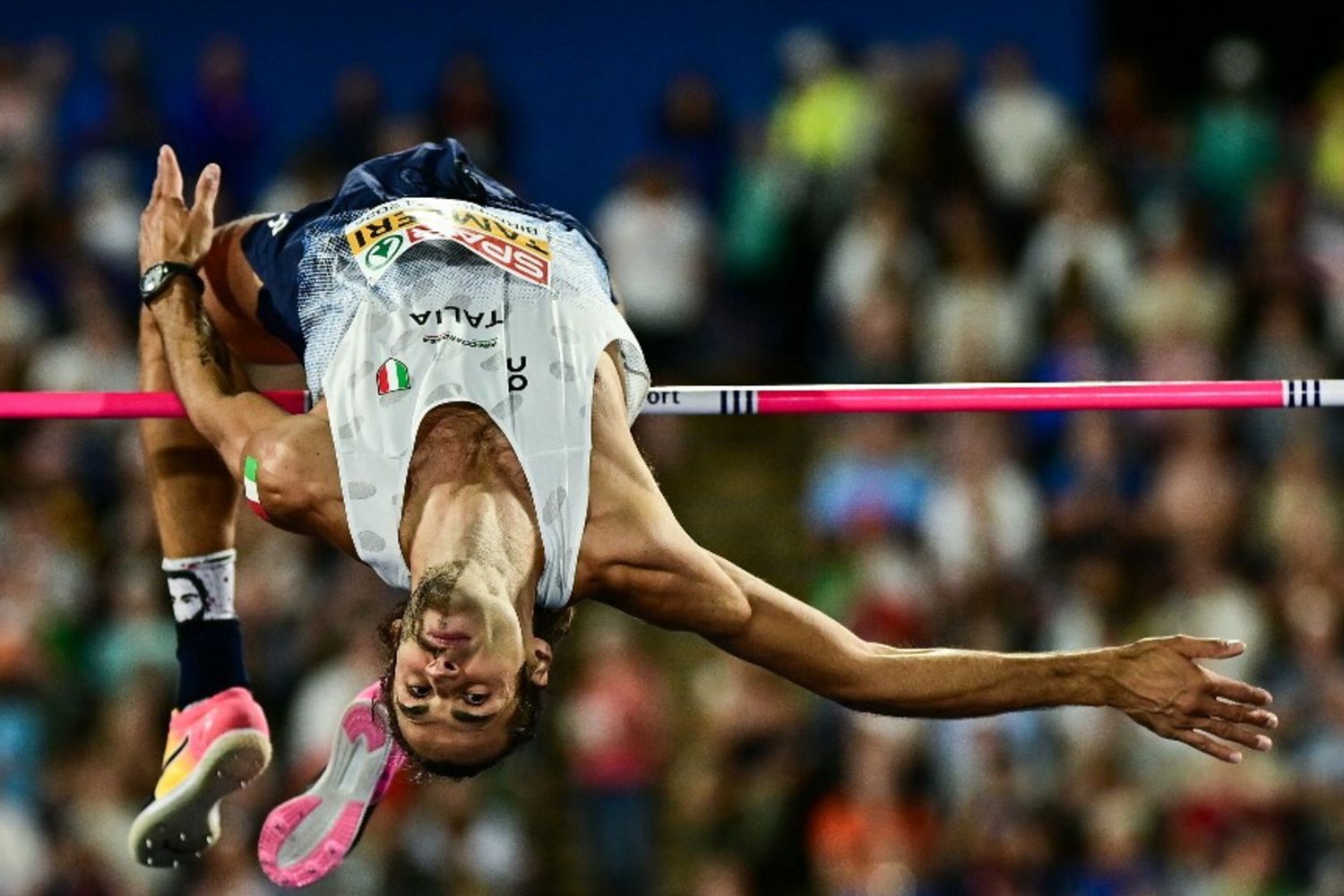 Il salto in alto di Gianmarco Tamberi ai Campionati Europei di Birmingham