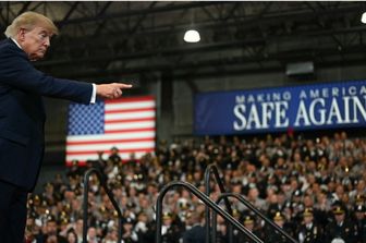 Trump: "Presto dichiarerò Hormuz territorio degli Usa"