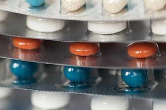 Antibiotici, perchè il 90% delle persone è convinto che bisogna “finire sempre la cura”