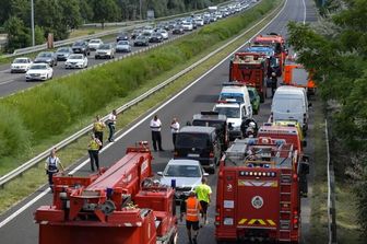 Squadre di soccorso ungheresi