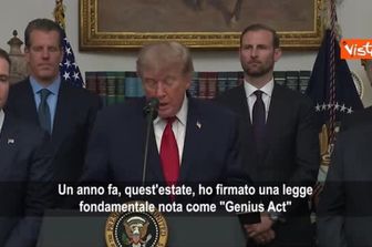Trump: Un anno fa ho firmato il 'Genius Act', l'ho chiamato così in mio onore