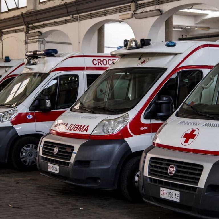 Croce Rossa ambulanza