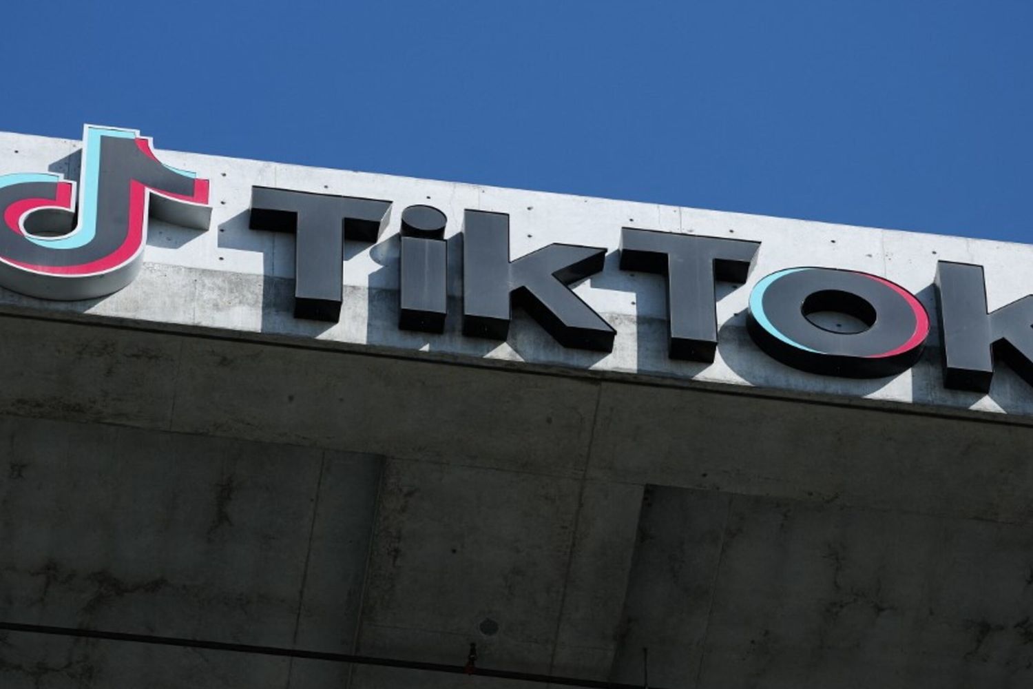 Violazione delle leggi sulla privacy dei minori, TikTok pagherà 400 milioni di dollari