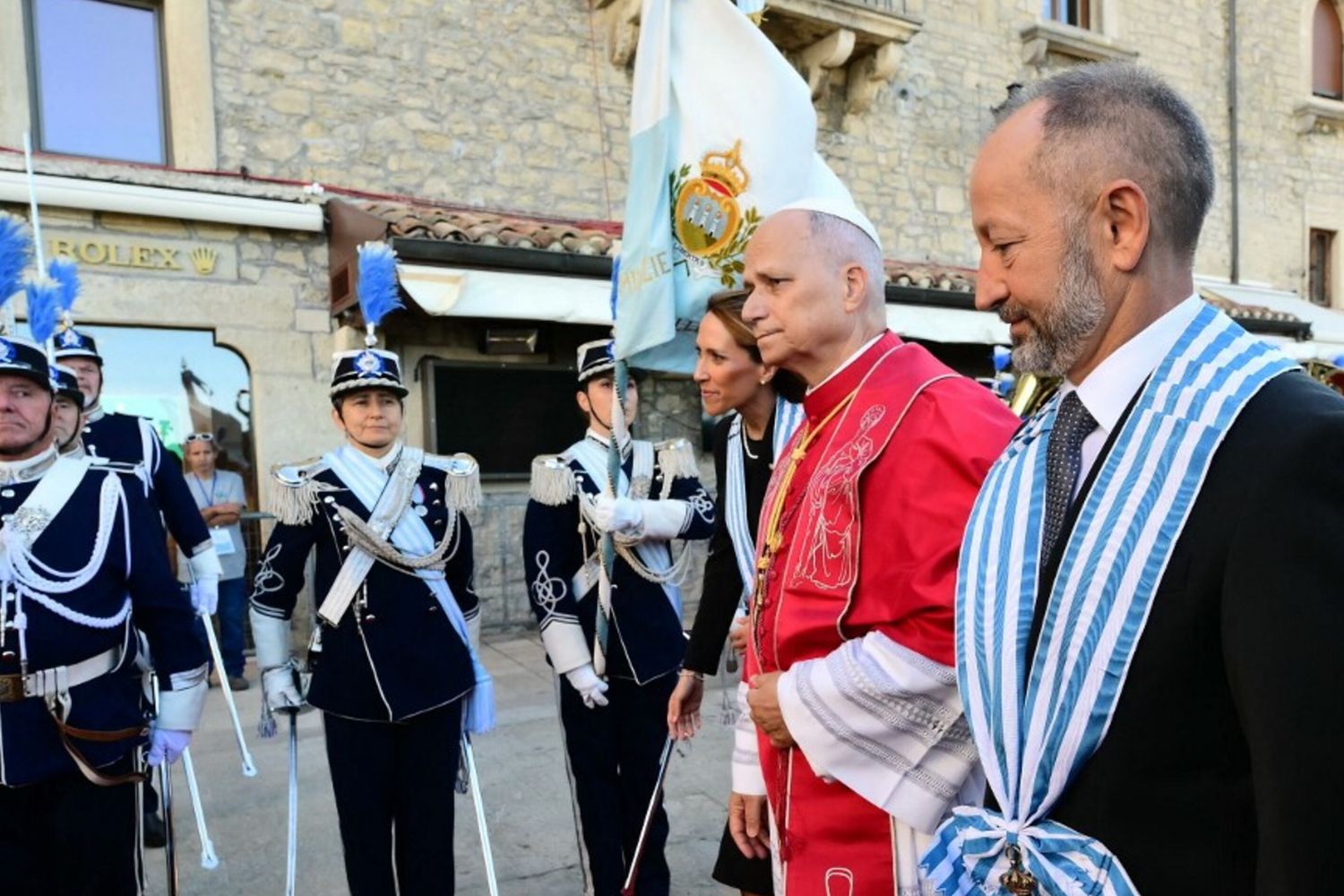 Il Papa è a S. Marino. Il messaggio di Mattarella: "La sua vicinanza alle comunità infonde speranza"
