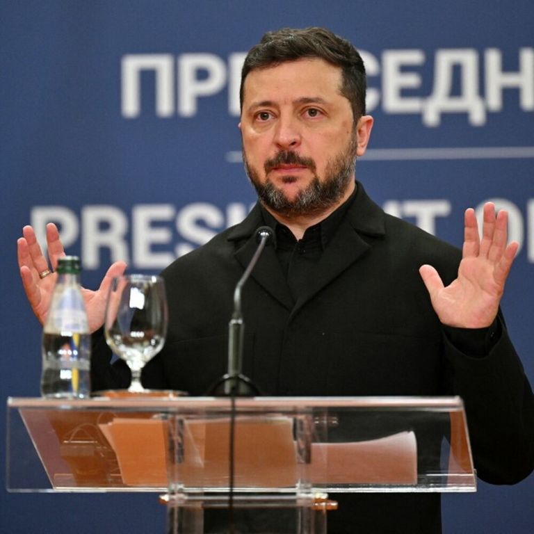 Zelensky: "Le elezioni in tempo di guerra? Uno tsunami che frantumerebbe l'Ucraina"