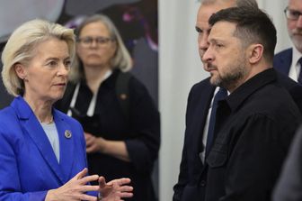 Ursula von der Leyen e Volodymyr Zelensky