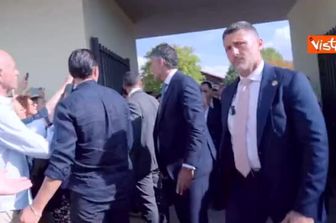 'Forza Presidente', Meloni arriva ad Amatrice per commemorazione decimo anniversario sisma