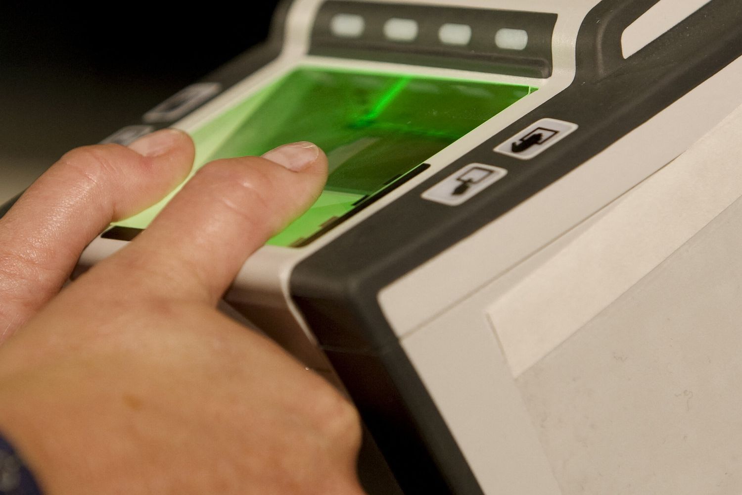 Il sistema elettronico per raccogliere le impronte digitali