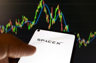 Zelensky premia Musk "per lo sviluppo delle relazioni Ucraina-Usa"