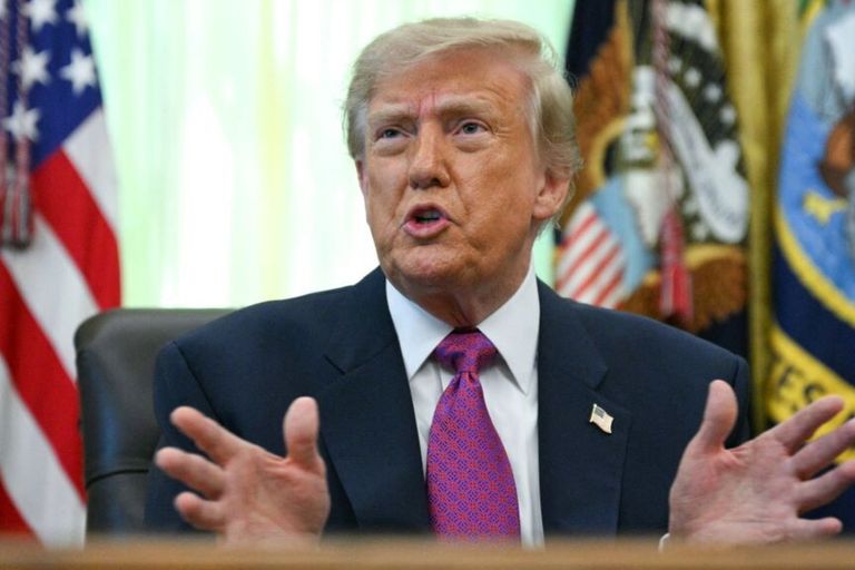 Trump incontra la stampa nello Studio Ovale - 27 agosto 2026