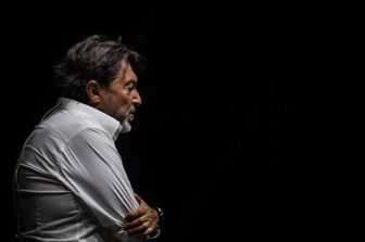 Sigfrido Ranucci durante il suo spettacolo "Diario di un trapezista" a Cerveteri del 26 agosto 2026