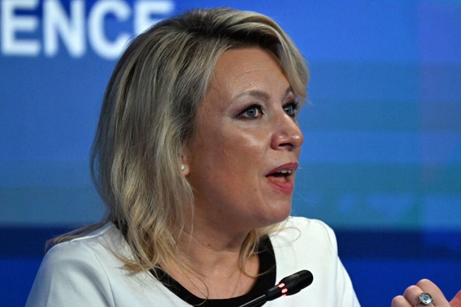 La portavoce del ministero degli esteri russo Maria Zakharova