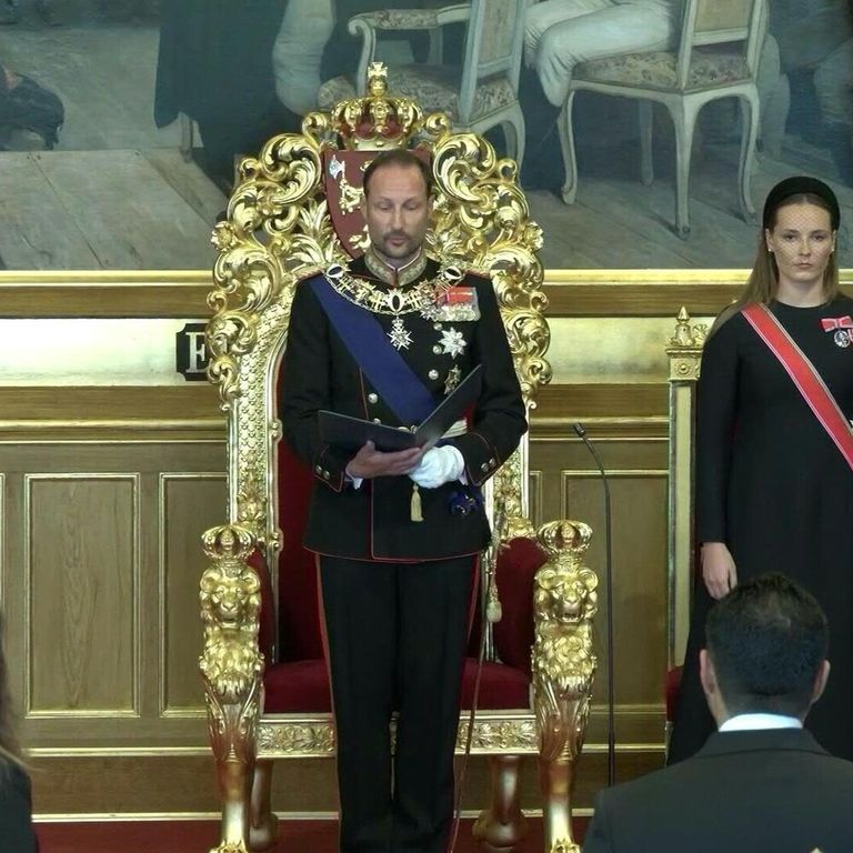 Re Haakon VIII