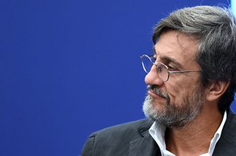 Gli inviati di Report: "Aperto un canale con la Rai". Si punta ad andare in onda l'8 novembre