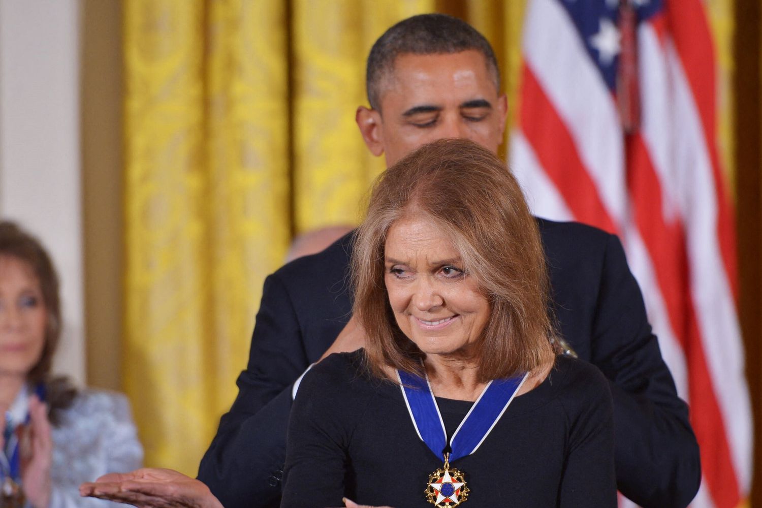 Gloria Steinem insignita della Presidential Medal of Freedom da Barack Obama nel 2013