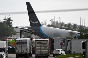 L'aereo cargo uscito di pista a Miami