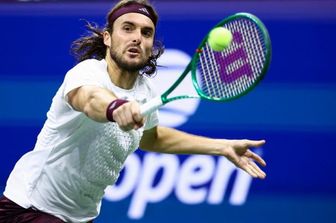Il rovescio a una mano di Stefanos Tsitsipas eliminato agli ottavi degli Us Open 2026