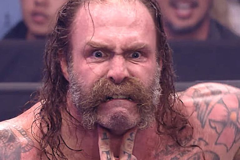 Andy 'The Butcher' Williams durante un incontro di Wrestling