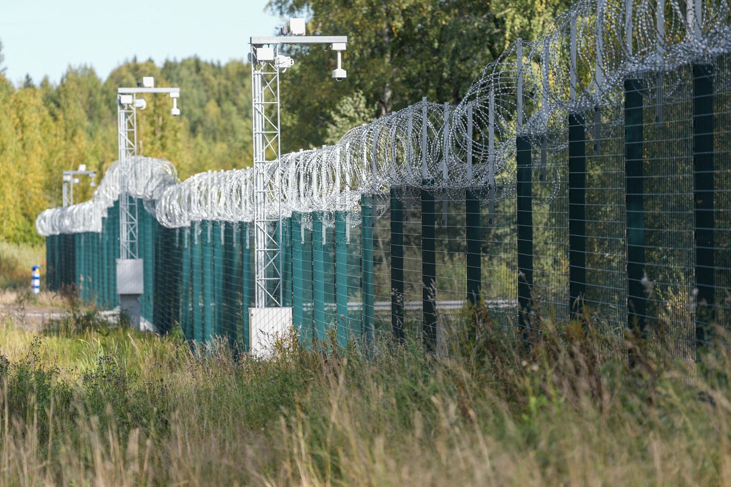 La recinzione al confine tra Finlandia e Russia