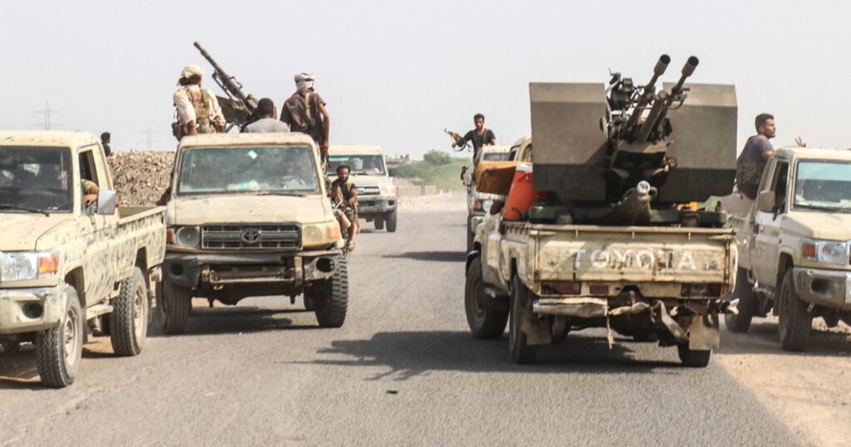 Anteprima: Arabia Saudita, attacco degli Houthi: 13 civili feriti. Riad: "Risponderemo con fermezza"