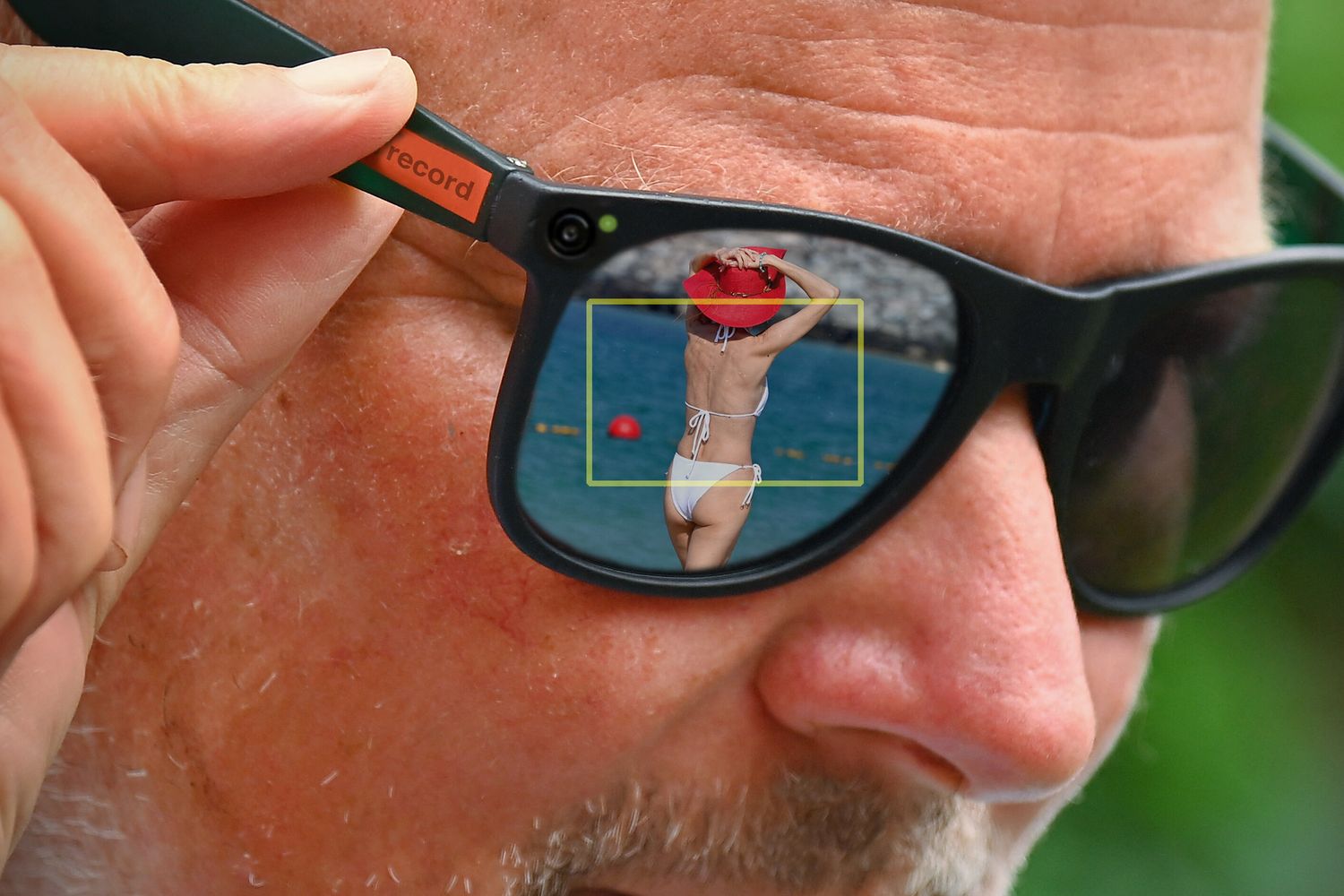 Gli smart glasses