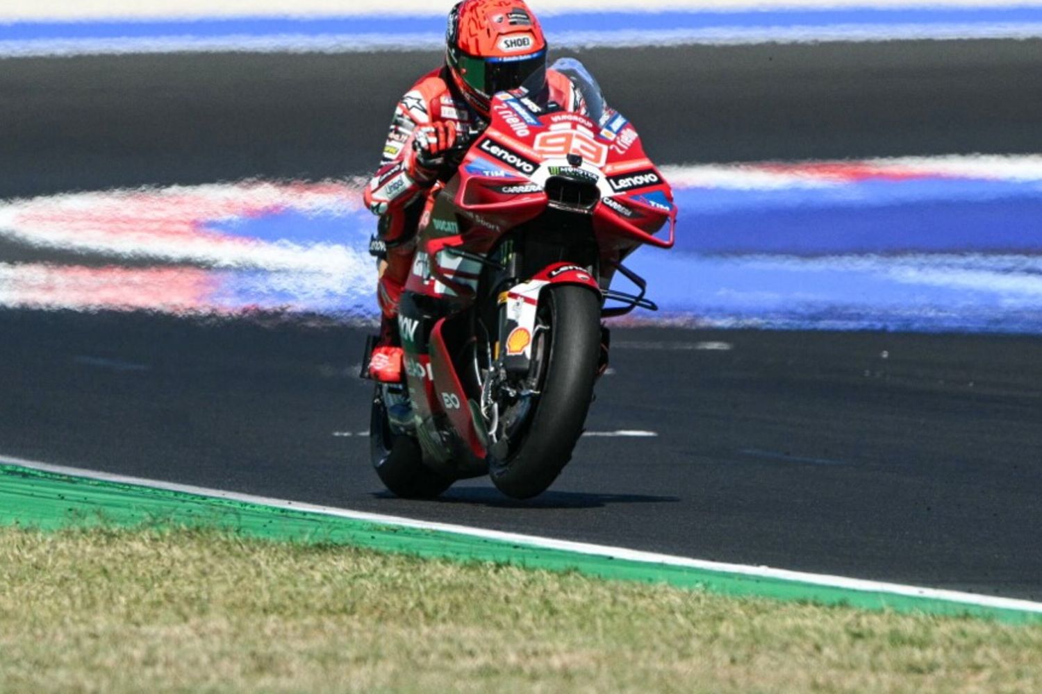 MotoGP a Misano, Marc Marquez trionfa e aggancia Martin
