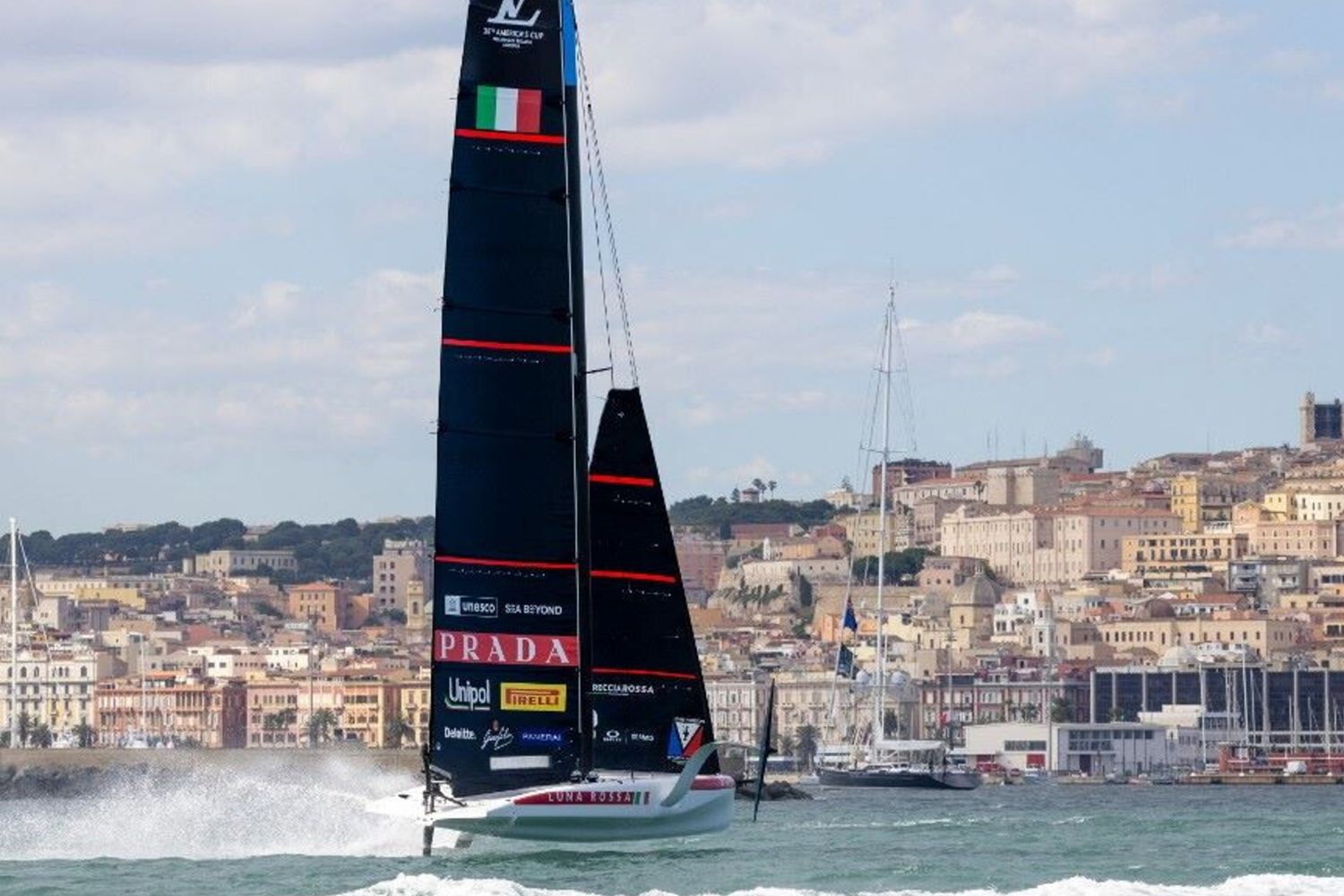 Luna Rossa a Cagliari