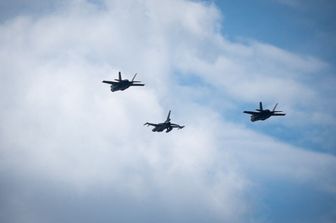 Jet militari in volo - immagine di archivio