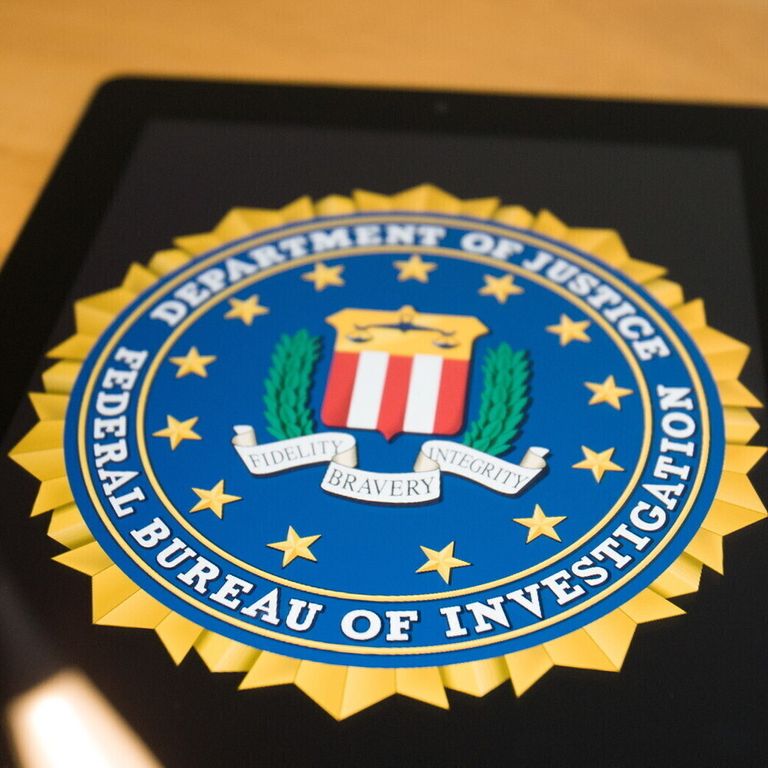Spionaggio e reclutamento di militari della Marina, due cinesi arrestati negli Usa