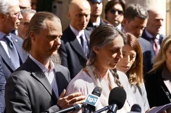 I genitori della "famiglia nel bosco"