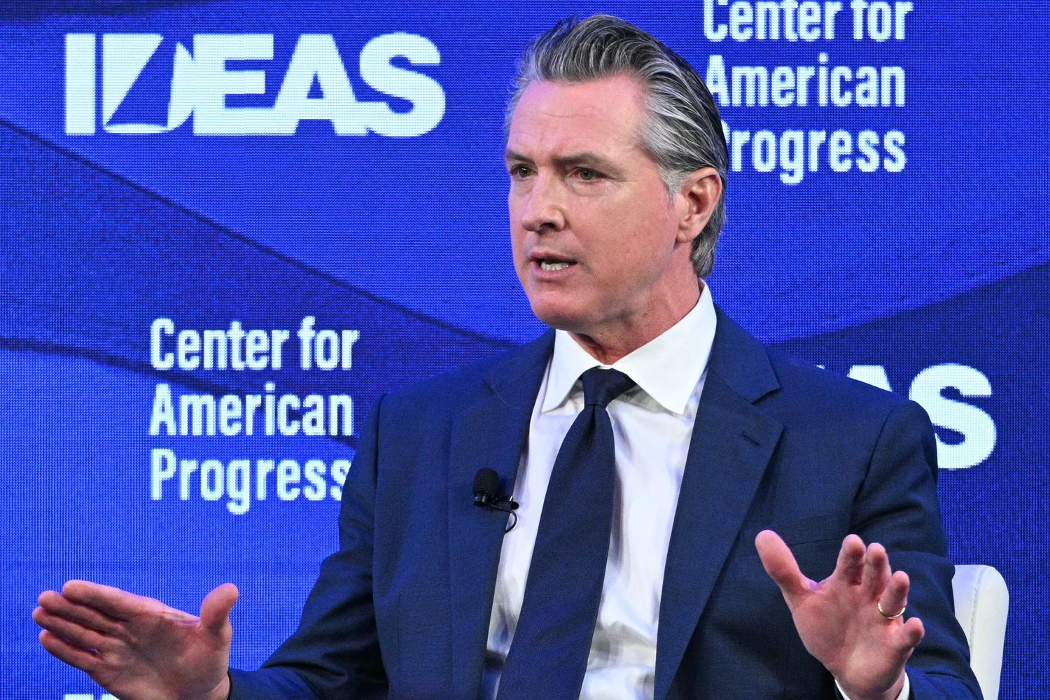 Il governatore della California, Gavin Newsom