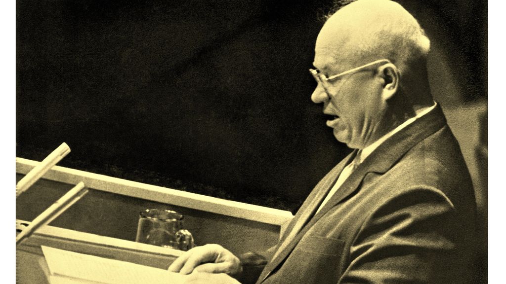 Nikita Krusciov parla all'Assemblea dell'ONU nel 1960