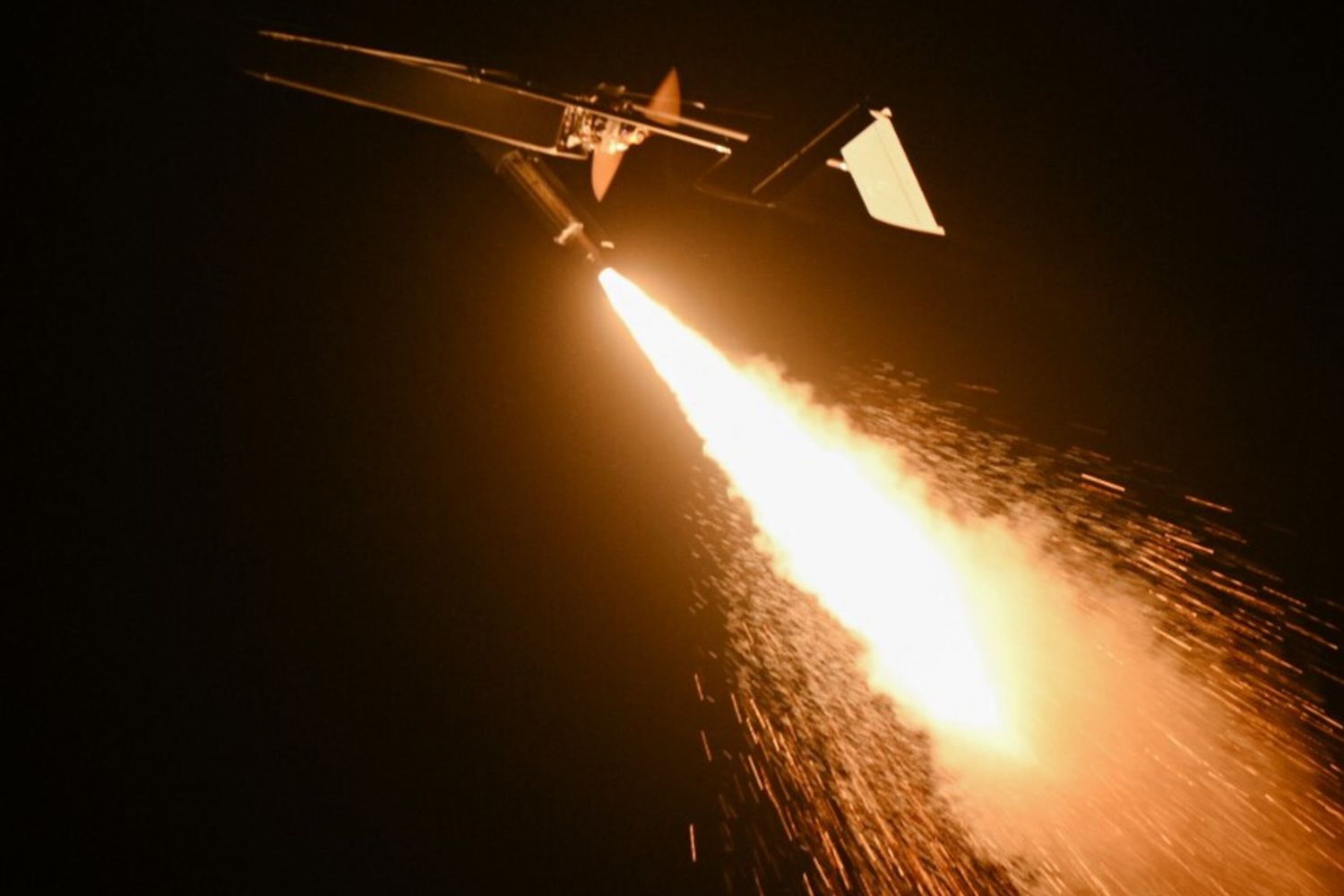 Drone ucraino a lungo raggio lanciato contro Mosca
