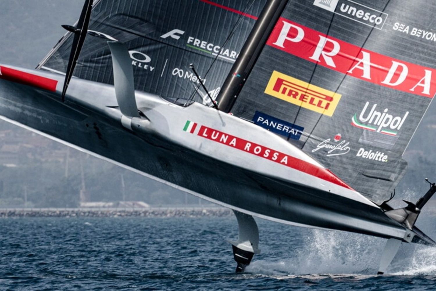 Luna Rossa Prada-Pirelli