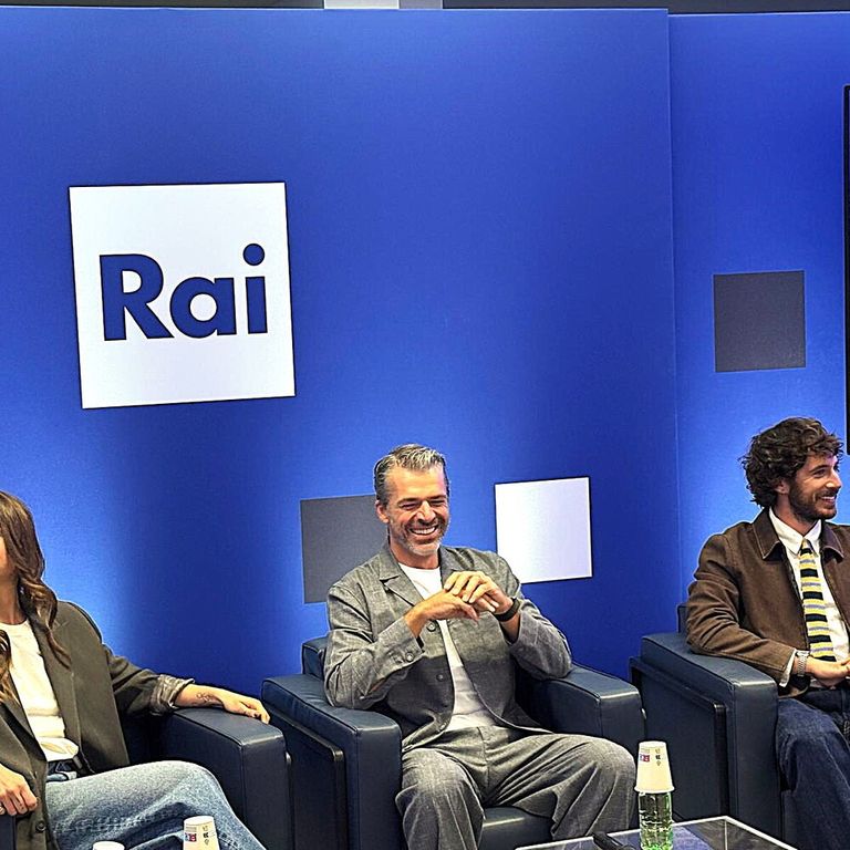 Matilde Gioli, Luca Argentero e Pierpaolo Spollon