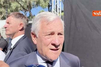Tajani: Altre compagnie seguano esempio di Eni sul tetto ai prezzi dei carburanti