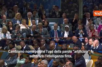 Trump: Cambiamo nome all'IA, d'ora in poi sarà 'Super Intelligenza'