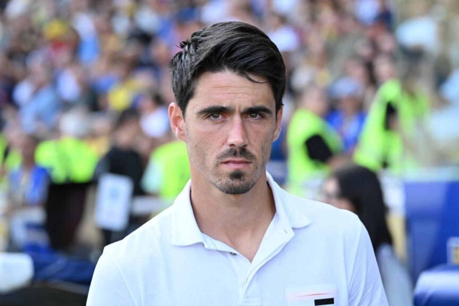 Esonero a sorpresa, il Parma caccia Carlos Cuesta