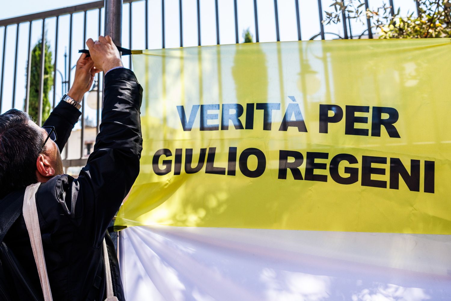 Caso Regeni, condannati a 10 anni tre 007 egiziani solo per il sequestro. Uno assolto