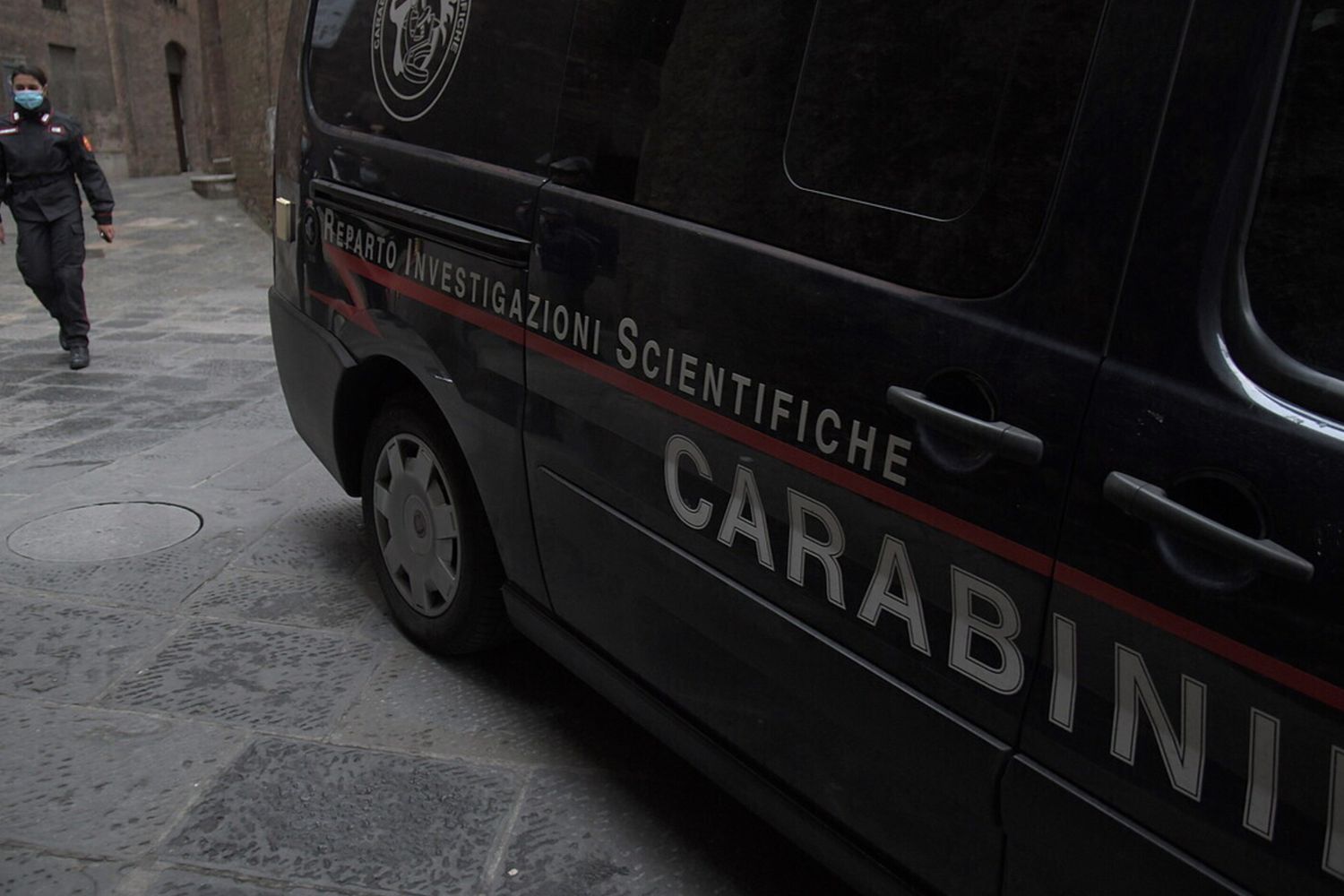 Lo show dell'ex Ris davanti alle pm, "finirà sto Garlasco?". Il problema delle chiavi e il mancato sopralluogo